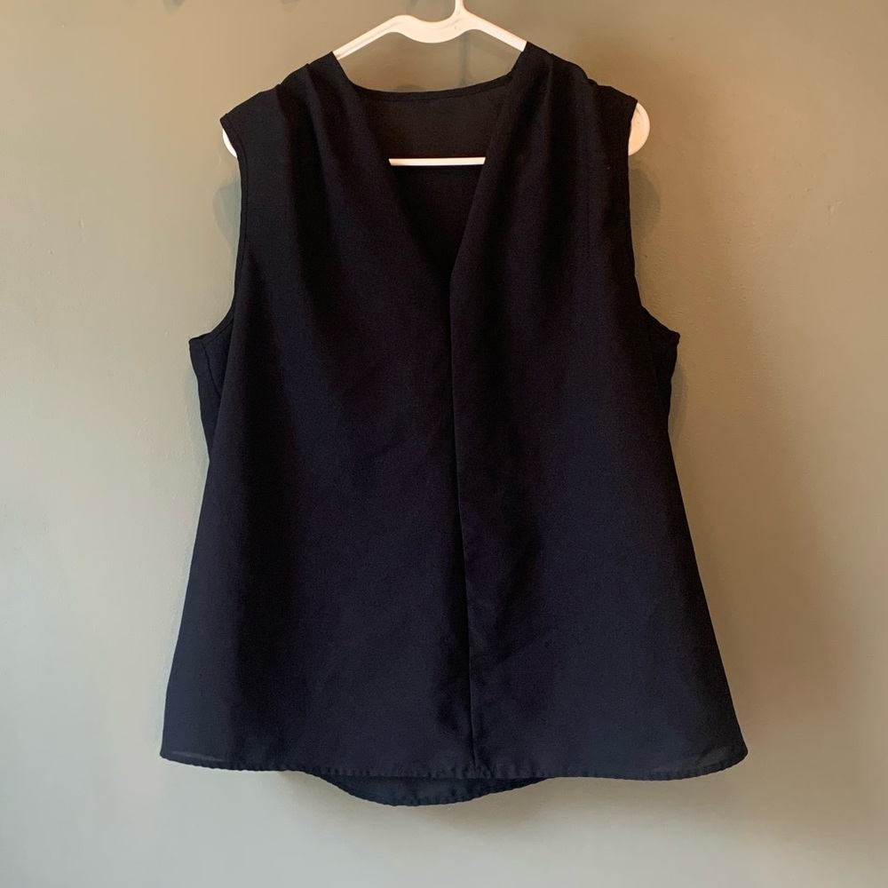 Black Sleeveless Top